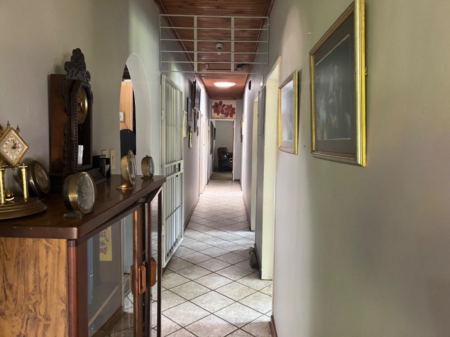 5 Bedroom Property for Sale in Elandsrand North West